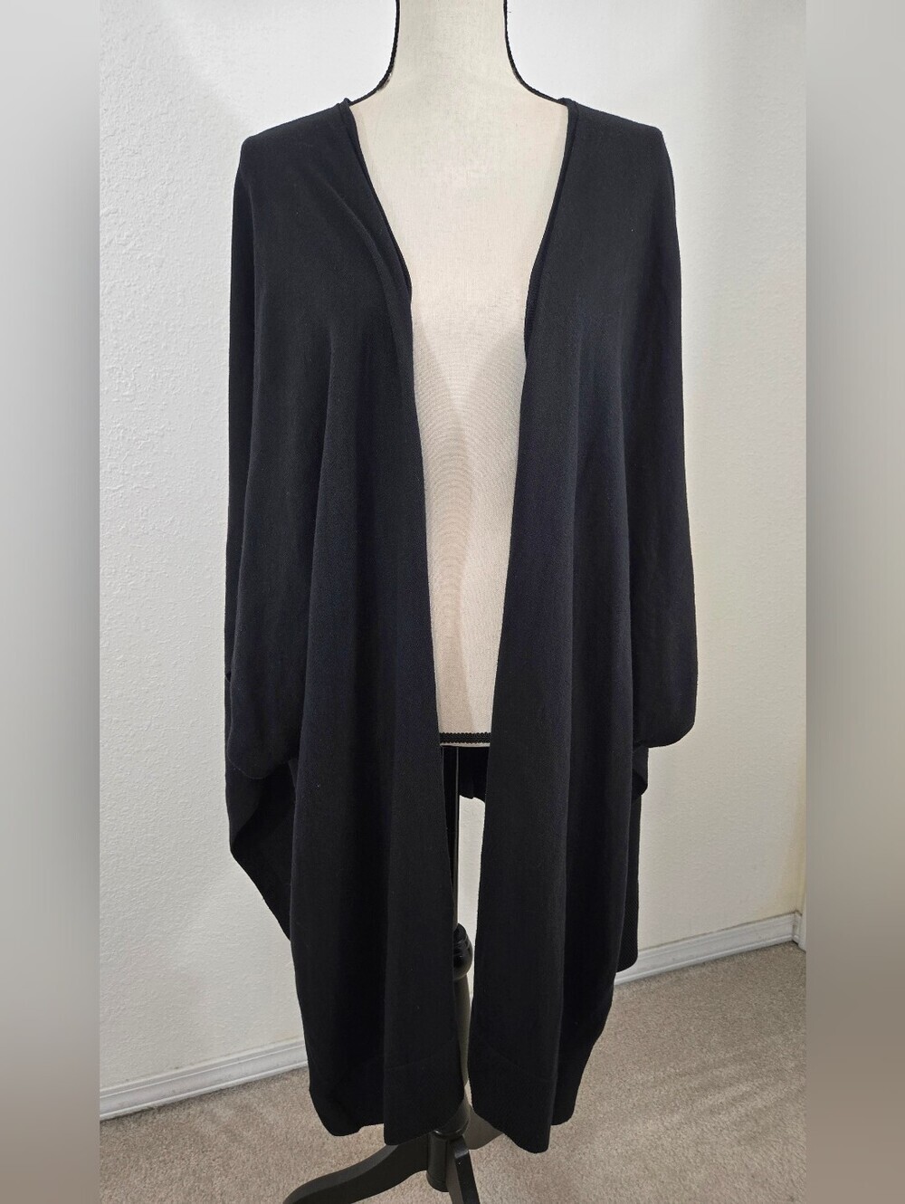 Lululemon Black Free To Coast Wrap Cardigan Low Back 5% Silk Chic Versatile, OS
